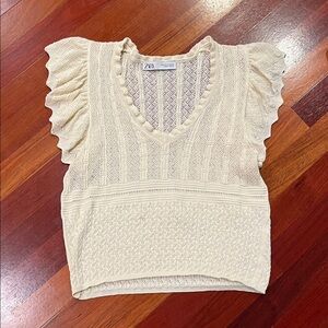 Adorable Cream Color Zara Crochet Top